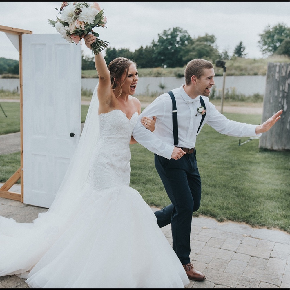 Meet your Posher, Elizabeth